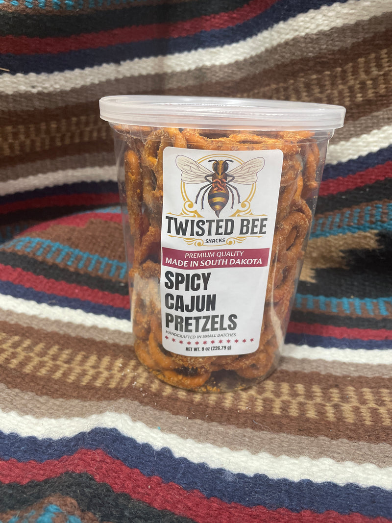 TWISTED BEE SPICY CAJUN PRETZELS 