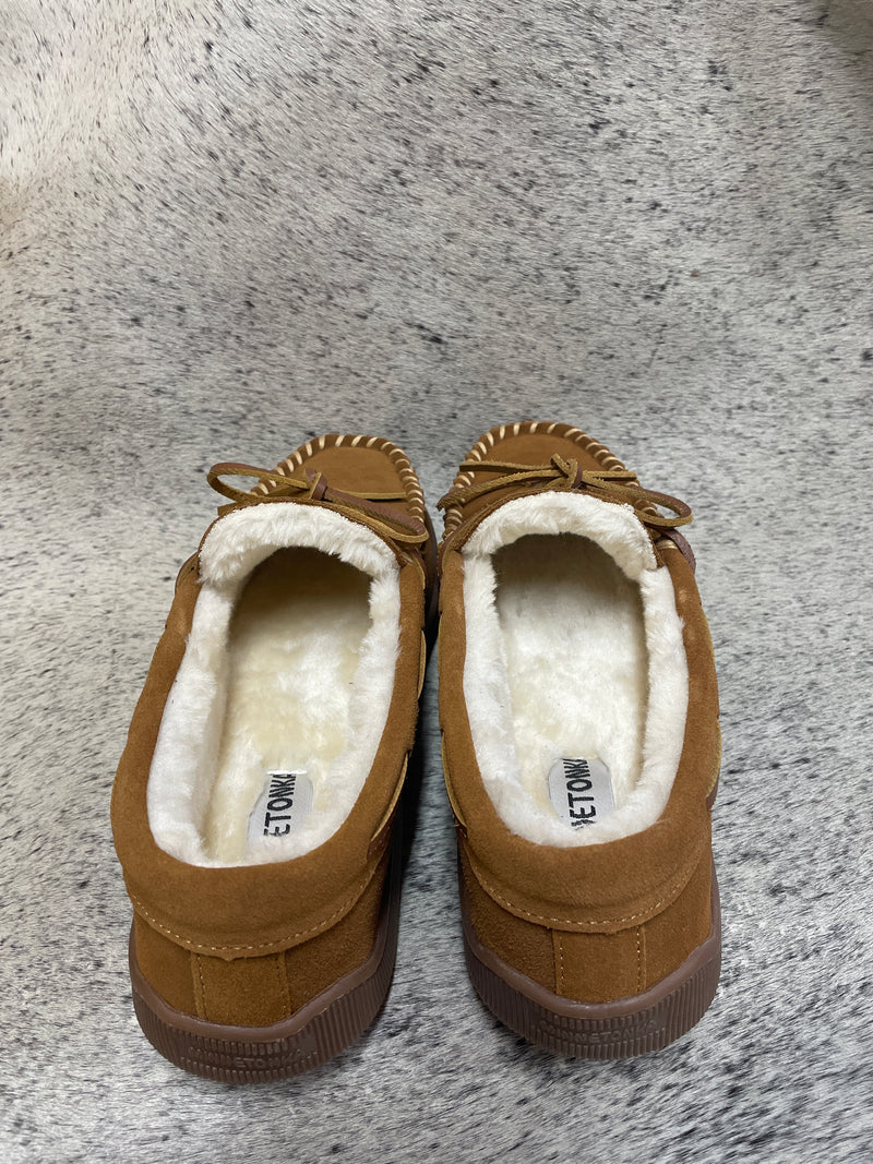 MENS BROWN MINNETONKA