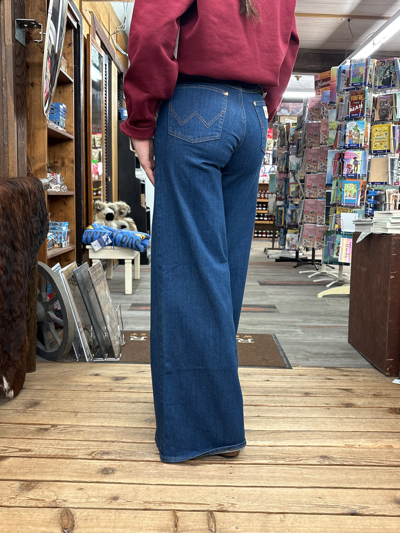 Wrangler Lainey Wilson Cheeky Wide Leg Jeans