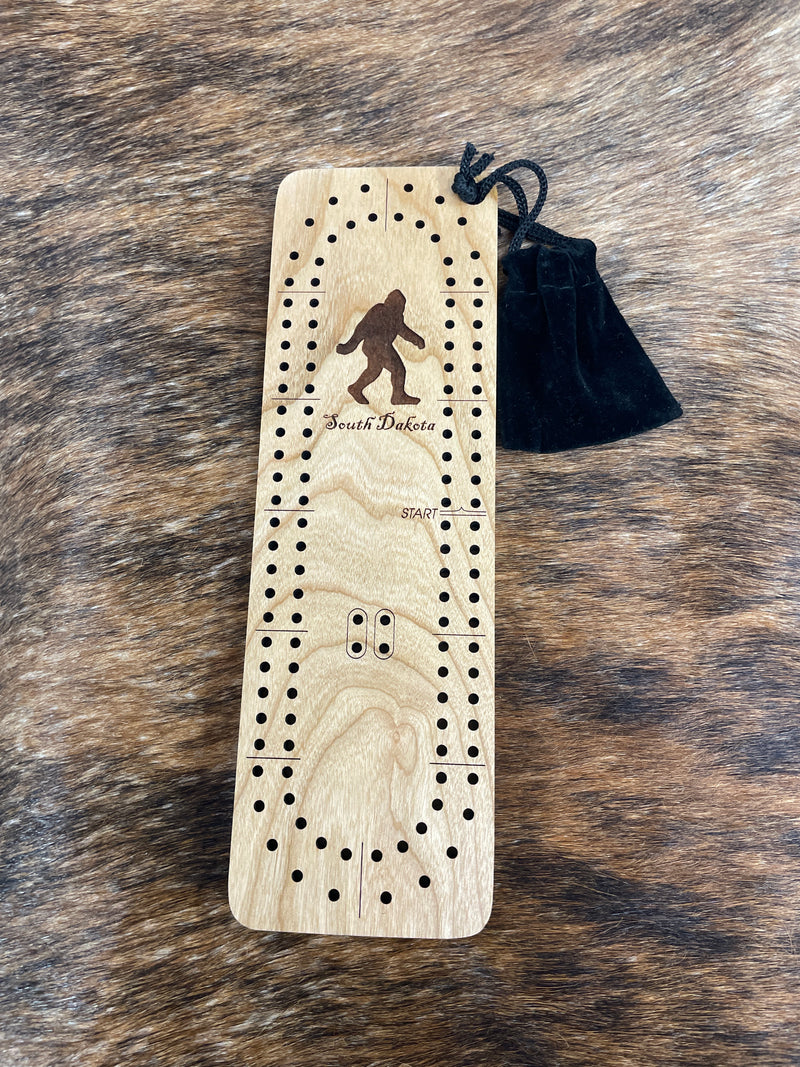 SD BIGFOOT THEMED CRIBBAGE TRAVEL BOARD