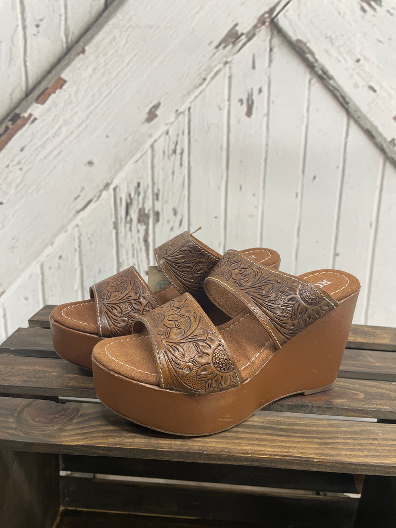 ROPER LEATHER TOOLED SANDAL