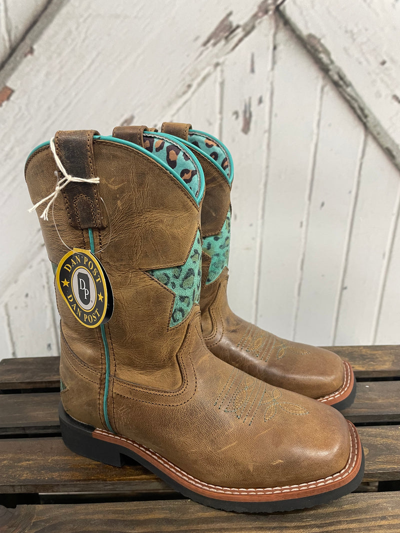 COWGIRL BOOTS WITH STAR