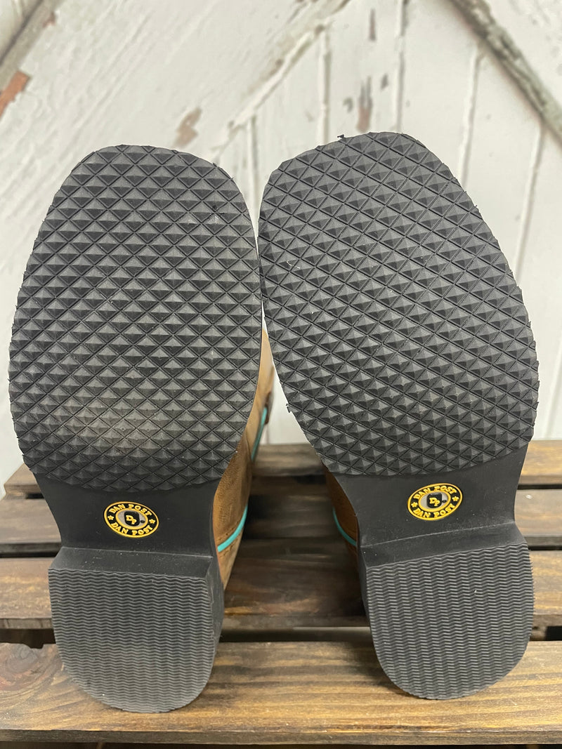 KIDS BOOTS WITH A STAR