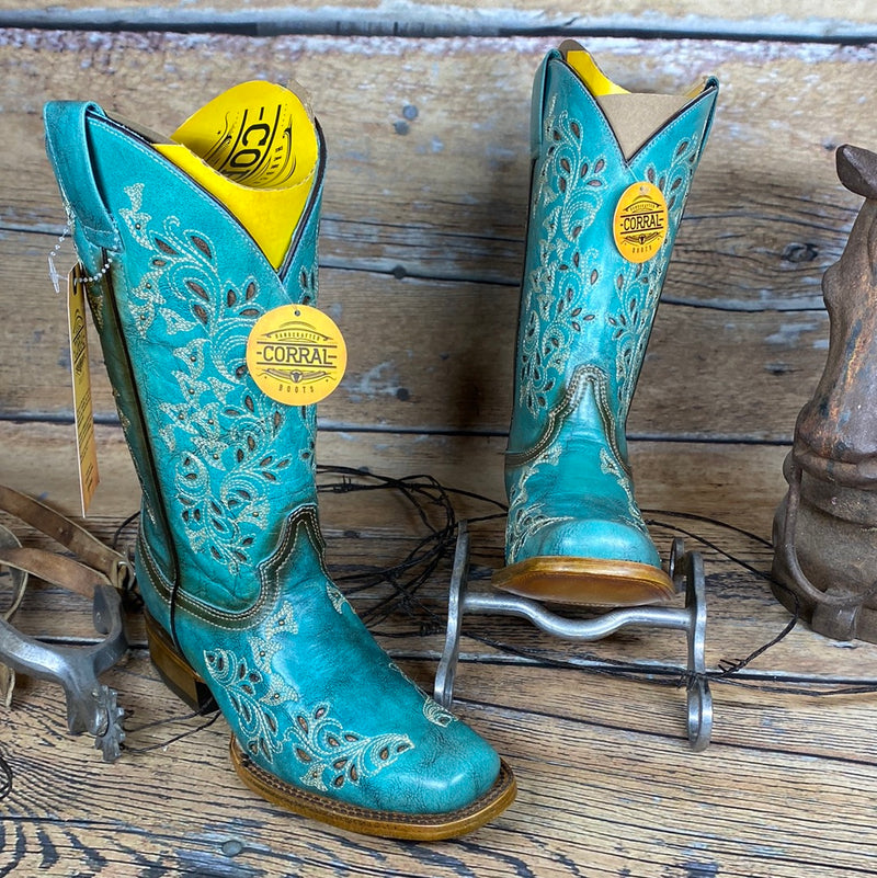 TURQUOISE LEATHER BOOT