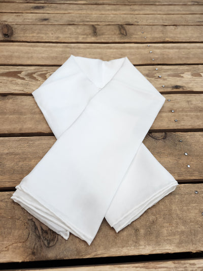 WYOMING TRADERS SOLID WHITE SILK SCARF